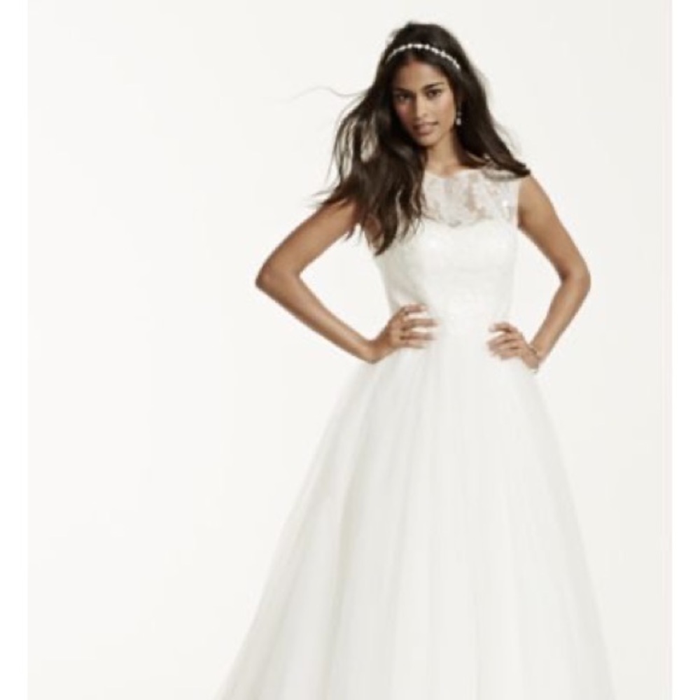 David’s Bridal Wedding Dress Style # WG3672